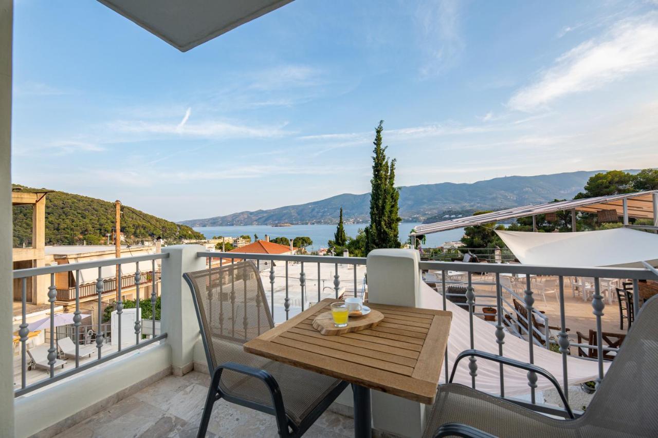 Evita'S Resort Poros Town Extérieur photo